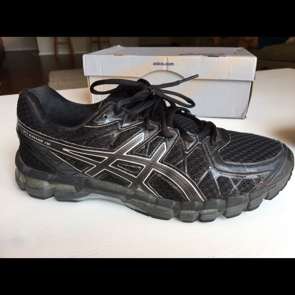 ASICS. Men’s Gel Kayano 20. Black/onyx.